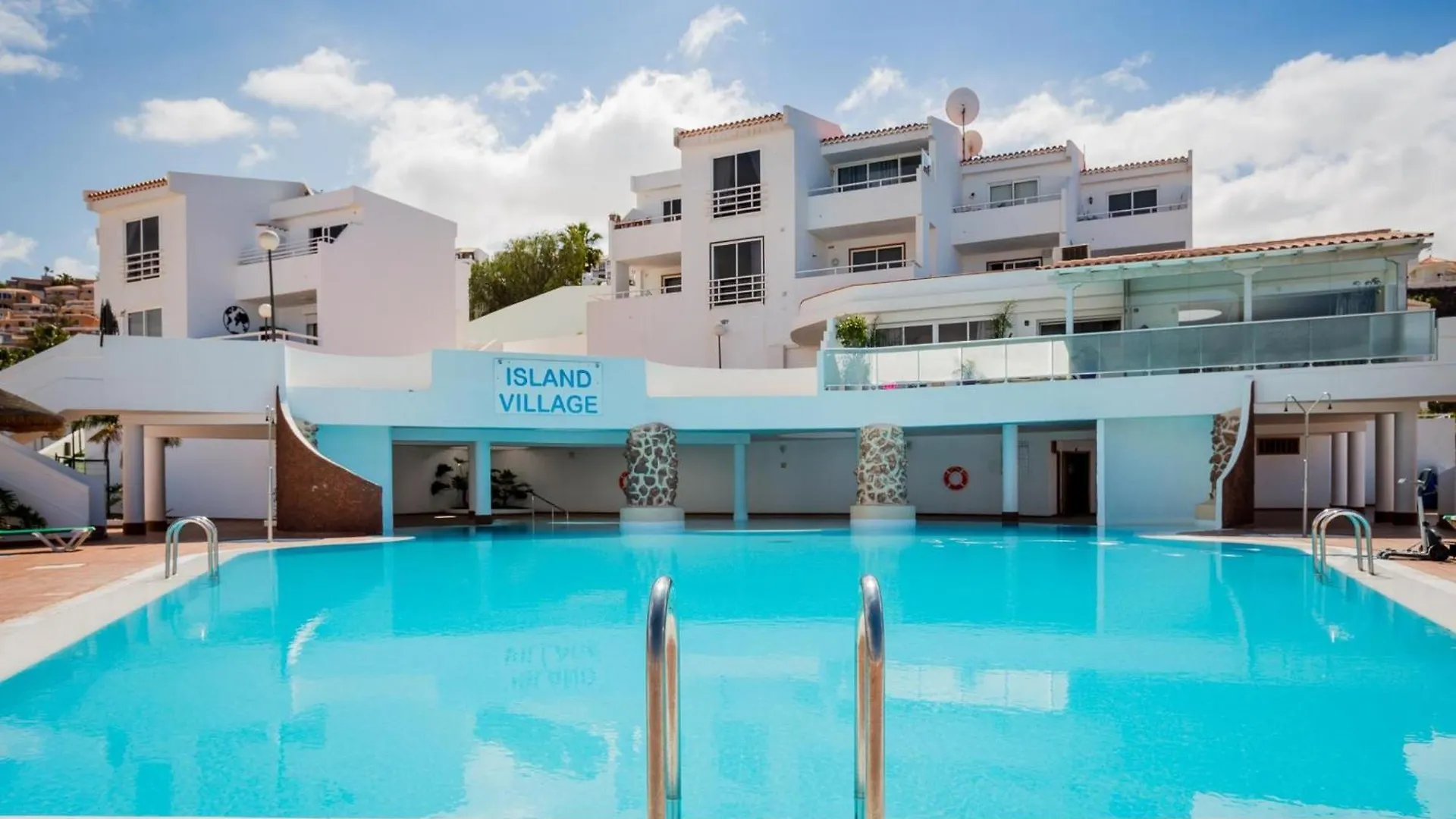 2 Island Village With Wi Fi And Pool location